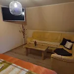 Гостевой дом Zu-haus 3*