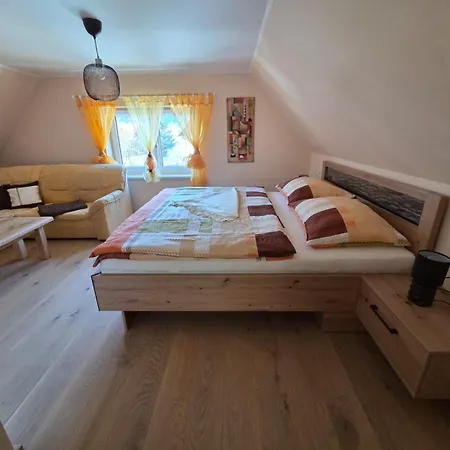 Zu-haus 3*